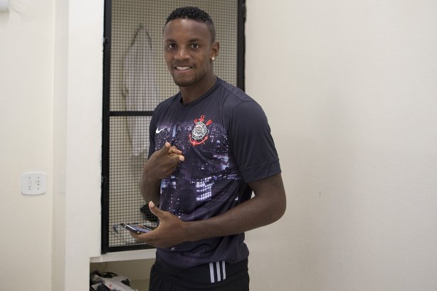 Nos vestiários antes da partida entre Corinthians x Vasco da Gama, realizada esta tarde no estádio do Pacaembu, válida pela 35ª rodada do Campeonato Brasileiro de 2013