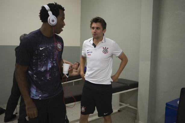 Nos vestiários antes da partida entre Corinthians x Vasco da Gama, realizada esta tarde no estádio do Pacaembu, válida pela 35ª rodada do Campeonato Brasileiro de 2013