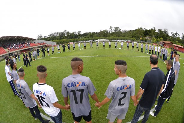 Corinthians campeao. Final do Campeonato Paulista sub 15. 23 de Novembro de 2013, Cotia, São Paulo, Brasil