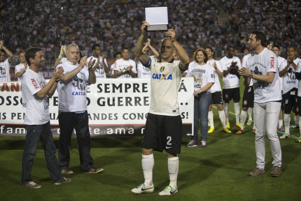 Durante a partida entre Corinthians x Internacional/RS, realizada esta noite no estádio do Pacaembu, válida pela 37ª rodada do Campeonato Brasileiro de 2013
