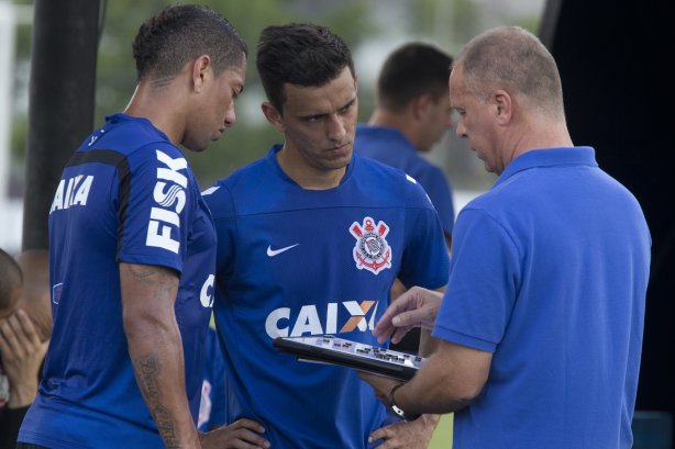 Durante o jogo treino contra o Red Bull esta tarde no CT Joaquim Grava, zona leste de São Paulo. O próximo jogo da equipe será dia 19/01, contra a Portuguesa, no estádio do Caninde, jogo válido pela primeira rodada do Campeonato Paulista 2014