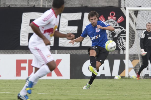 Durante o jogo treino contra o Red Bull esta tarde no CT Joaquim Grava, zona leste de São Paulo. O próximo jogo da equipe será dia 19/01, contra a Portuguesa, no estádio do Caninde, jogo válido pela primeira rodada do Campeonato Paulista 2014