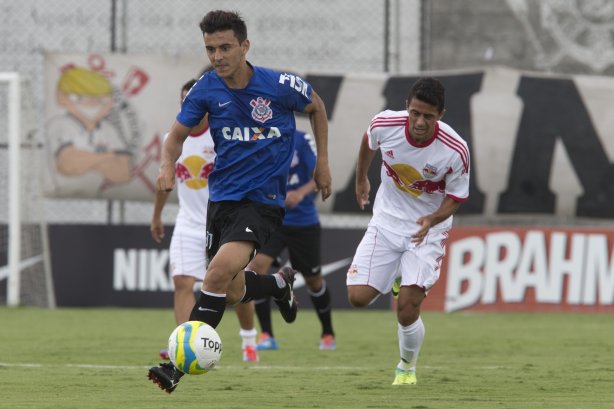 Durante o jogo treino contra o Red Bull esta tarde no CT Joaquim Grava, zona leste de São Paulo. O próximo jogo da equipe será dia 19/01, contra a Portuguesa, no estádio do Caninde, jogo válido pela primeira rodada do Campeonato Paulista 2014