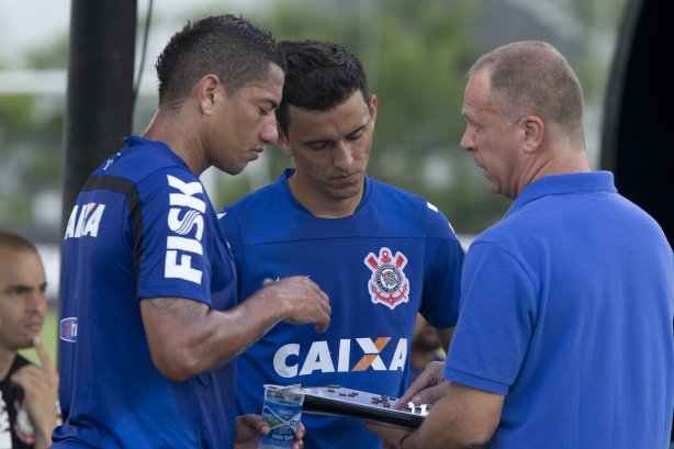 Durante o jogo treino contra o Red Bull esta tarde no CT Joaquim Grava, zona leste de São Paulo. O próximo jogo da equipe será dia 19/01, contra a Portuguesa, no estádio do Caninde, jogo válido pela primeira rodada do Campeonato Paulista 2014