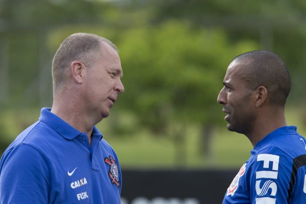 Durante o jogo treino contra o Red Bull esta tarde no CT Joaquim Grava, zona leste de São Paulo. O próximo jogo da equipe será dia 19/01, contra a Portuguesa, no estádio do Caninde, jogo válido pela primeira rodada do Campeonato Paulista 2014