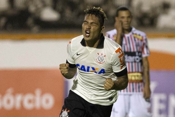 Durante a partida entre Corinthians x Paulista/Jundiaí, realizada esta noite no estádio Decio Vitta, em Americana, válida pela 2ª rodada do Campeonato Paulista de 2014