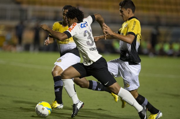 Durante a partida entre Corinthians x São Bernardo, realizada esta noite no estádio do Pacaembu, válida pela 3ª rodada do Campeonato Paulista de 2014