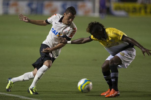 Durante a partida entre Corinthians x São Bernardo, realizada esta noite no estádio do Pacaembu, válida pela 3ª rodada do Campeonato Paulista de 2014