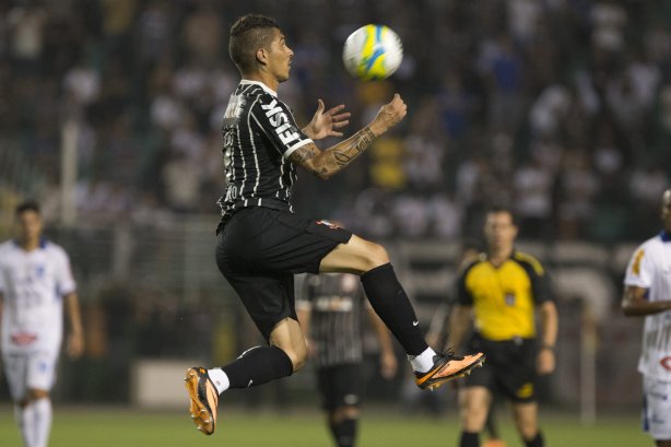 Durante a partida entre Corinthians x Rio Claro, realizada esta noite no estádio do Pacaembu, válida pela 10ª rodada do Campeonato Paulista de 2014