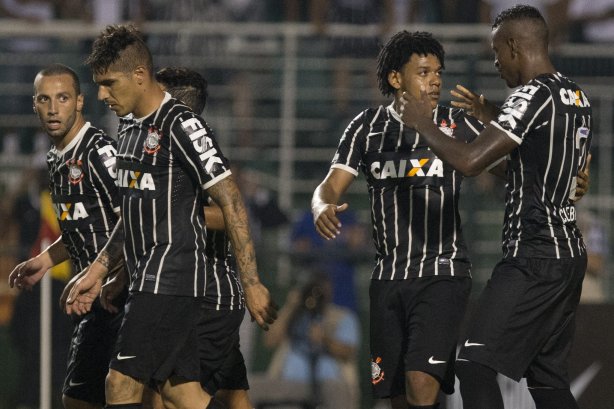 Durante a partida entre Corinthians x Rio Claro, realizada esta noite no estádio do Pacaembu, válida pela 10ª rodada do Campeonato Paulista de 2014