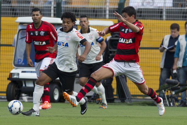 Durante a partida entre Corinthians x Flamengo, realizada esta tarde no estádio do Pacaembu, válida pela 2ª rodada do Campeonato Brasileiro de 2014