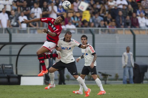 Durante a partida entre Corinthians x Flamengo, realizada esta tarde no estádio do Pacaembu, válida pela 2ª rodada do Campeonato Brasileiro de 2014