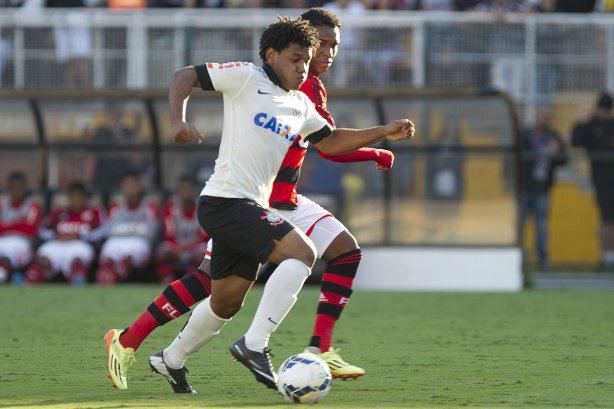 Durante a partida entre Corinthians x Flamengo, realizada esta tarde no estádio do Pacaembu, válida pela 2ª rodada do Campeonato Brasileiro de 2014