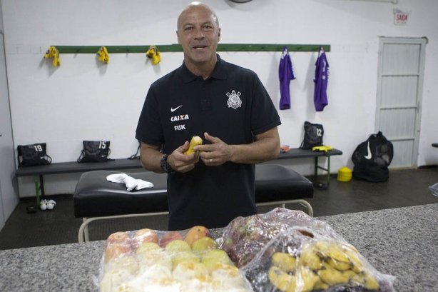 Nos vestiários antes da partida entre Chapecoense/SC x Corinthians, realizada esta noite no estádio Arena Indio Conda, em Chapeco/SC, válida pela 3ª rodada do Campeonato Brasileiro de 2014