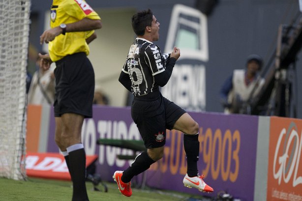 Durante a partida entre São Paulo x Corinthians, realizada esta tarde na Arena Barueri, válida pela 4ª rodada do Campeonato Brasileiro de 2014