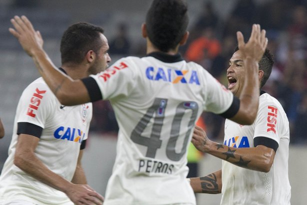 Durante a partida, jogo teste para a Copa do Mundo entre Atlético Paranaense x Corinthians, realizada esta noite na Arena da Baixada, em Curitiba/PR/