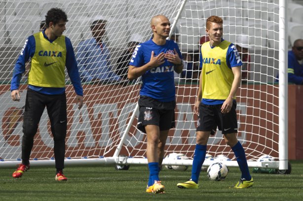 Durante o treino desta manhã na Arena Corinthians, zona leste de São Paulo. O próximo jogo da equipe será amanhã, domingo, dia 18/05 contra o Figueirense/SC, válido pela 5ª rodada do Campeonato Brasileiro de 2014
