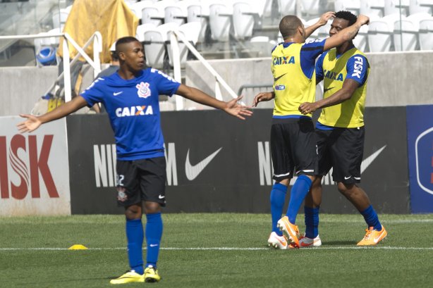 Durante o treino desta manhã na Arena Corinthians, zona leste de São Paulo. O próximo jogo da equipe será amanhã, domingo, dia 18/05 contra o Figueirense/SC, válido pela 5ª rodada do Campeonato Brasileiro de 2014
