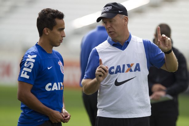 Durante o treino desta manhã na Arena Corinthians, zona leste de São Paulo. O próximo jogo da equipe será amanhã, domingo, dia 18/05 contra o Figueirense/SC, válido pela 5ª rodada do Campeonato Brasileiro de 2014