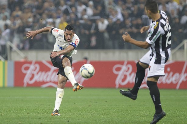 Durante a partida Corinthians x Figueirense/SC, realizada esta tarde na Arena Corinthians, válida pela 5ª rodada do Campeonato Brasileiro de 2014