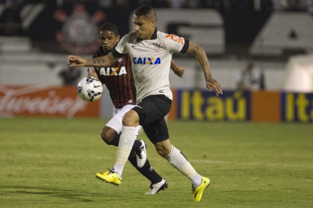 Durante a partida Corinthians x Atlético-PR, realizada esta noite no estádio do Caninde, válida pela 6ª rodada do Campeonato Brasileiro de 2014