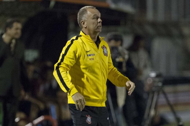 Durante a partida Corinthians x Atlético-PR, realizada esta noite no estádio do Caninde, válida pela 6ª rodada do Campeonato Brasileiro de 2014