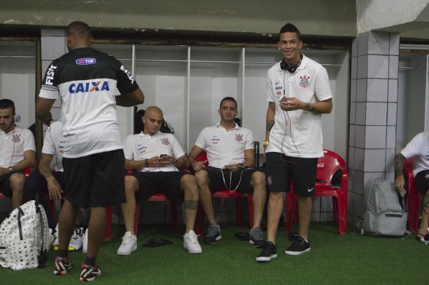 Nos vestiários antes da partida entre Sport/Recife x Corinthians, realizada esta tarde na Ilha do Retiro, válida pela 7ª rodada do Campeonato Brasileiro de 2014
