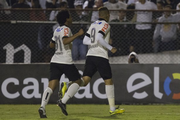 Durante a partida Corinthians x Cruzeiro, realizada esta noite no estádio do Caninde, válida pela 8ª rodada do Campeonato Brasileiro de 2014