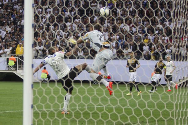 Durante a partida Corinthians x Botafogo, realizada esta tarde na Arena Corinthians, válida pela 9ª rodada do Campeonato Brasileiro de 2014