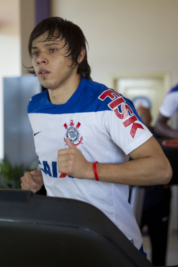Durante o treino desta manhã em uma academia na cidade de Extrema/MG. O time faz uma intertemporada preparando-se para o próximo jogo dia 17/07 contra o Internacional/RS, na Arena Corinthians, válido pela 10ª rodada do Campeonato Brasileiro de 2014