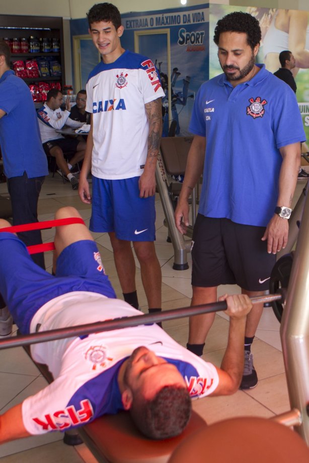 Durante o treino desta manhã em uma academia na cidade de Extrema/MG. O time faz uma intertemporada preparando-se para o próximo jogo dia 17/07 contra o Internacional/RS, na Arena Corinthians, válido pela 10ª rodada do Campeonato Brasileiro de 2014