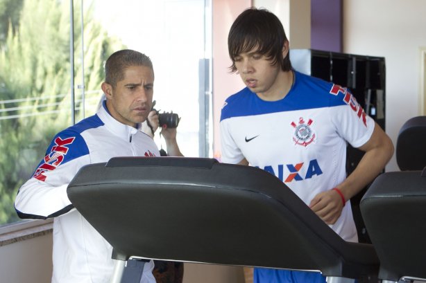Durante o treino desta manhã em uma academia na cidade de Extrema/MG. O time faz uma intertemporada preparando-se para o próximo jogo dia 17/07 contra o Internacional/RS, na Arena Corinthians, válido pela 10ª rodada do Campeonato Brasileiro de 2014