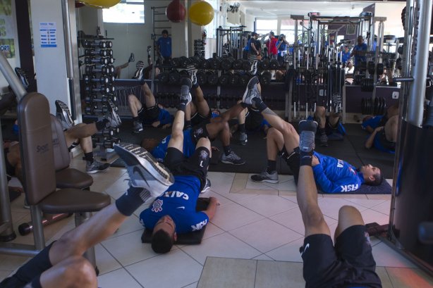 Durante o treino desta manhã em um academia na cidade de Extrema/MG. O time faz uma intertemporada preparando-se para o próximo jogo dia 17/07 contra o Internacional/RS, na Arena Corinthians, válido pela 10ª rodada do Campeonato Brasileiro de 2014