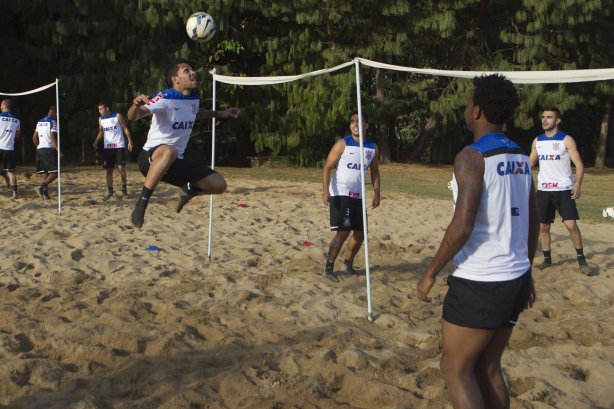 Durante o treino desta tarde no Hotel Fazenda das Amoreiras na cidade de Extrema/MG. O time faz uma intertemporada preparando-se para o próximo jogo dia 17/07 contra o Internacional/RS, na Arena Corinthians, válido pela 10ª rodada do Campeonato Brasileiro de 2014