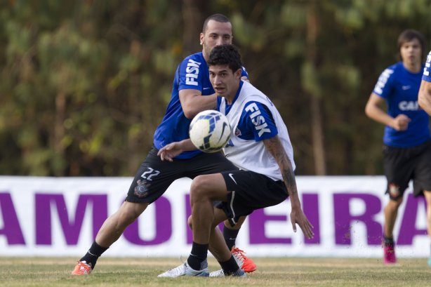 Durante o treino desta tarde no Hotel Fazenda das Amorerias, na cidade de Extrema/MG. O time faz uma intertemporada preparando-se para o próximo jogo dia 17/07 contra o Internacional/RS, na Arena Corinthians, válido pela 10ª rodada do Campeonato Brasileiro de 2014
