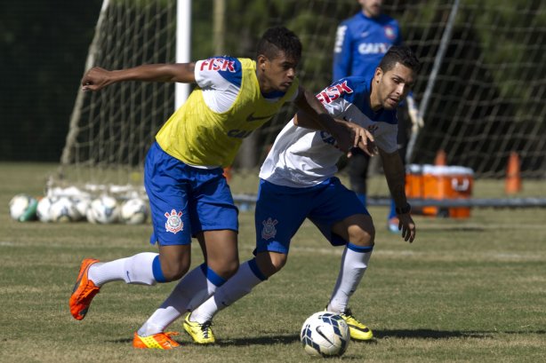 Durante o treino desta manhã no Hotel Fazenda das Amorerias, na cidade de Extrema/MG. O time faz uma intertemporada preparando-se para o próximo jogo dia 17/07 contra o Internacional/RS, na Arena Corinthians, válido pela 10ª rodada do Campeonato Brasileiro de 2014