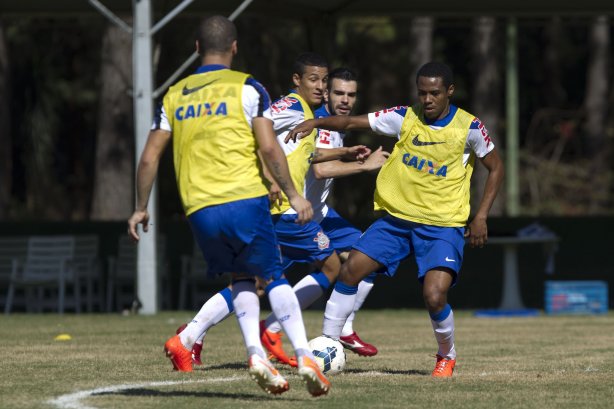 Durante o treino desta manhã no Hotel Fazenda das Amorerias, na cidade de Extrema/MG. O time faz uma intertemporada preparando-se para o próximo jogo dia 17/07 contra o Internacional/RS, na Arena Corinthians, válido pela 10ª rodada do Campeonato Brasileiro de 2014
