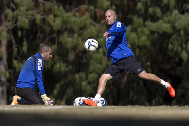 Durante o treino desta manhã no Hotel Fazenda das Amorerias, na cidade de Extrema/MG. O time faz uma intertemporada preparando-se para o próximo jogo dia 17/07 contra o Internacional/RS, na Arena Corinthians, válido pela 10ª rodada do Campeonato Brasileiro de 2014