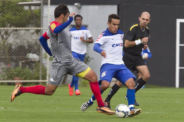 Durante o jogo-treino contra o Audax esta manhã no CT Joaquim Grava, Parque Ecológico do Tiete, zona leste de São Paulo. O próximo jogo da equipe será dia 17/07, contra o Internacional/RS, na Arena Corinthians, válido pela 10ª rodada do Campeonato Brasileiro de 2014
