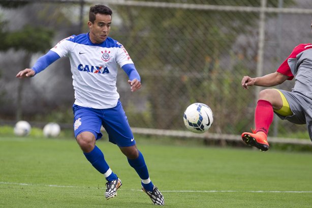 Durante o jogo-treino contra o Audax esta manhã no CT Joaquim Grava, Parque Ecológico do Tiete, zona leste de São Paulo. O próximo jogo da equipe será dia 17/07, contra o Internacional/RS, na Arena Corinthians, válido pela 10ª rodada do Campeonato Brasileiro de 2014