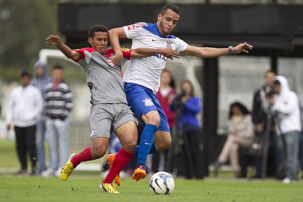 Durante o jogo-treino contra o Audax esta manhã no CT Joaquim Grava, Parque Ecológico do Tiete, zona leste de São Paulo. O próximo jogo da equipe será dia 17/07, contra o Internacional/RS, na Arena Corinthians, válido pela 10ª rodada do Campeonato Brasileiro de 2014