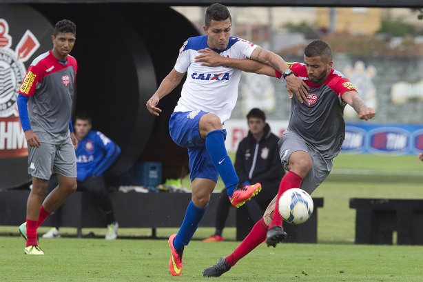 Durante o jogo-treino contra o Audax esta manhã no CT Joaquim Grava, Parque Ecológico do Tiete, zona leste de São Paulo. O próximo jogo da equipe será dia 17/07, contra o Internacional/RS, na Arena Corinthians, válido pela 10ª rodada do Campeonato Brasileiro de 2014