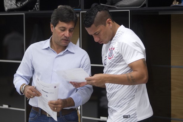 Nos vestiários antes do jogo entre Corinthians x Bahia/BA, realizada esta noite na Arena Corinthians, jogo de ida válido pela Copa do Brasil 2014