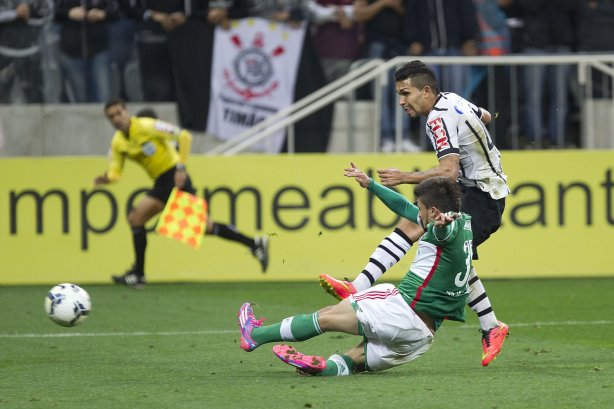 Durante o jogo entre Corinthians x Palmeiras, realizado esta tarde na Arena Corinthians, válido pela 12ª rodada do Campeonato Brasileiro de 2014