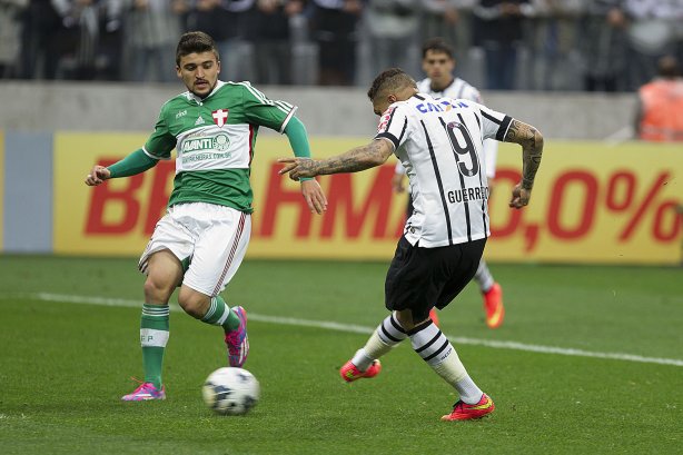 Durante o jogo entre Corinthians x Palmeiras, realizado esta tarde na Arena Corinthians, válido pela 12ª rodada do Campeonato Brasileiro de 2014