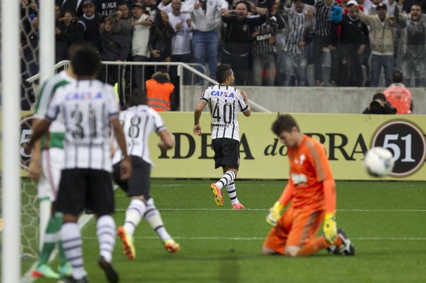 Durante o jogo entre Corinthians x Palmeiras, realizado esta tarde na Arena Corinthians, válido pela 12ª rodada do Campeonato Brasileiro de 2014