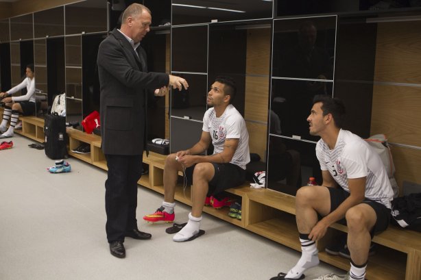 Nos vestiários antes do jogo entre Corinthians x Palmeiras, realizado esta tarde na Arena Corinthians, válido pela 12ª rodada do Campeonato Brasileiro de 2014