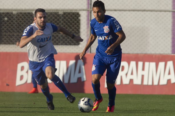 Durante o treino desta tarde no CT Joaquim Grava, Parque Ecológico do Tiete, zona leste de São Paulo. O próximo jogo da equipe será domingo, dia 03/08, contra o Coritiba, no estádio Couto Pereira, jogo válido pela 13ª rodada do Campeonato Brasileiro de 2014