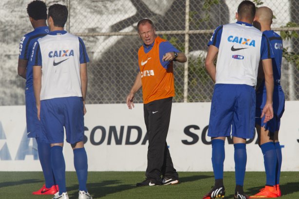 Durante o treino desta tarde no CT Joaquim Grava, Parque Ecológico do Tiete, zona leste de São Paulo. O próximo jogo da equipe será domingo, dia 03/08, contra o Coritiba, no estádio Couto Pereira, jogo válido pela 13ª rodada do Campeonato Brasileiro de 2014