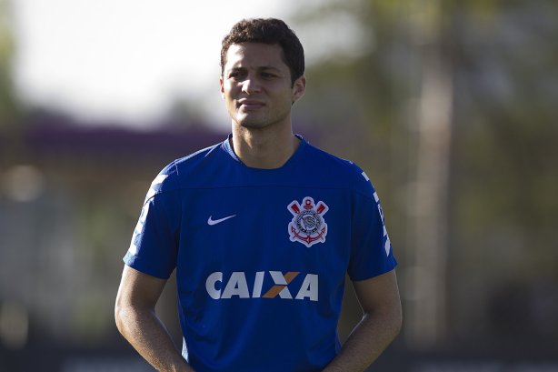 Durante o treino desta tarde no CT Joaquim Grava, Parque Ecológico do Tiete, zona leste de São Paulo. O próximo jogo da equipe será domingo, dia 03/08, contra o Coritiba, no estádio Couto Pereira, jogo válido pela 13ª rodada do Campeonato Brasileiro de 2014
